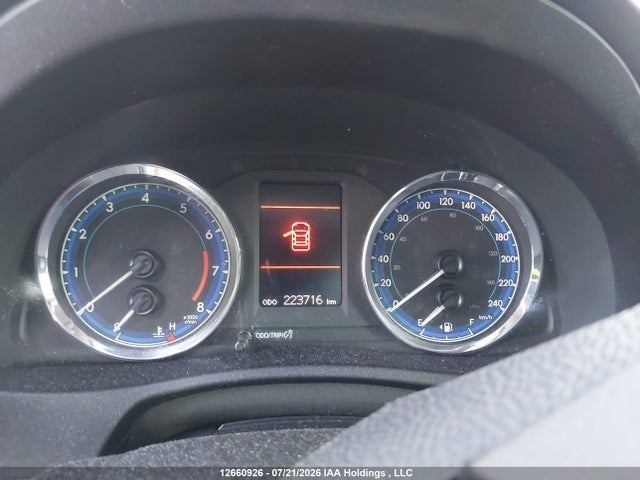 2T1BURHE2JC080507 Toyota COROLLA LE