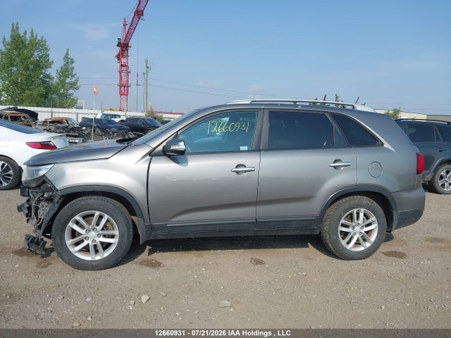 Продажа на аукционе авто 2015 Kia Sorento, vin: 5XYKT3A64FG626464, номер лота: 12660931