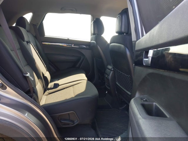 Продажа на аукционе авто 2015 Kia Sorento, vin: 5XYKT3A64FG626464, номер лота: 12660931