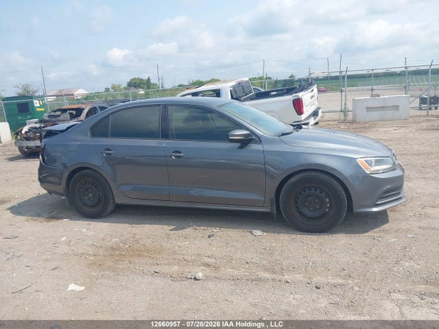3VW267AJ1GM225815 Volkswagen Jetta 1.4 Tsi Trendline/1.4 Tsi Trendline+