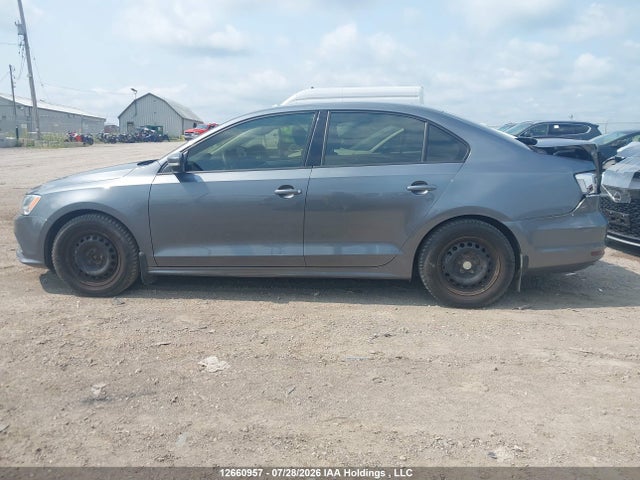 3VW267AJ1GM225815 Volkswagen Jetta 1.4 Tsi Trendline/1.4 Tsi Trendline+