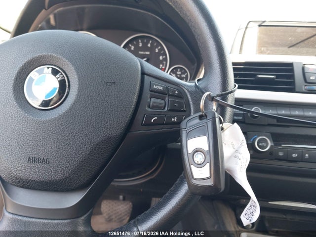 BMW 320i Xdrive 2014 WBA3C3G54ENS68953 Image 11
