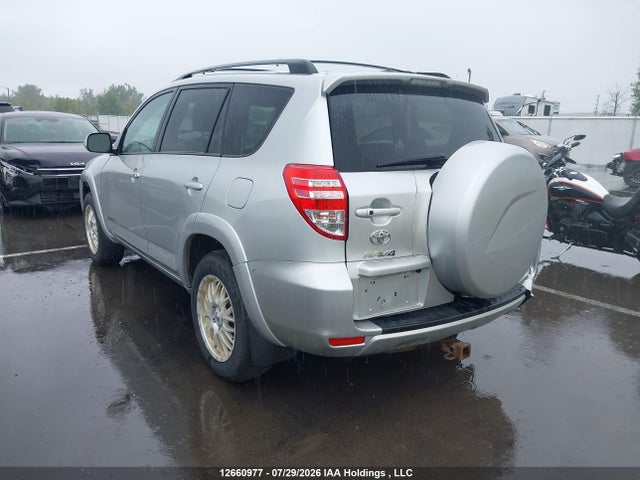 2011 Toyota Rav4 მანქანა იყიდება აუქციონზე, vin: 2T3DF4DV3BW137557, აუქციონის ნომერი: 12660977