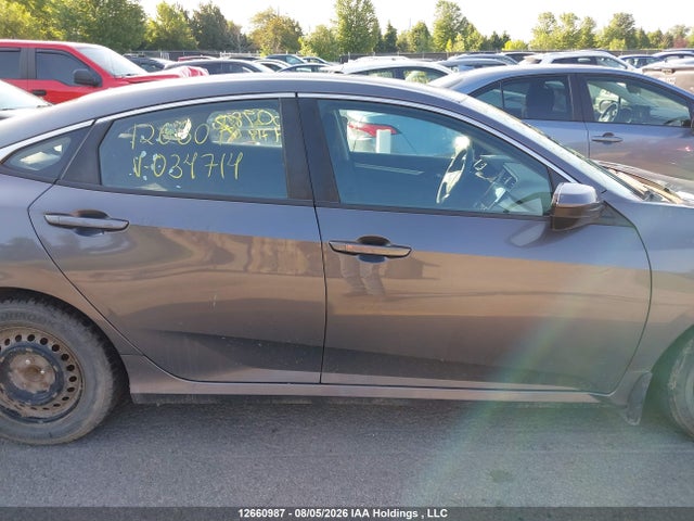 Продажа на аукционе авто 2018 Honda Civic Lx, vin: 2HGFC2F50JH034714, номер лота: 12660987