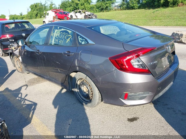 Продажа на аукционе авто 2018 Honda Civic Lx, vin: 2HGFC2F50JH034714, номер лота: 12660987