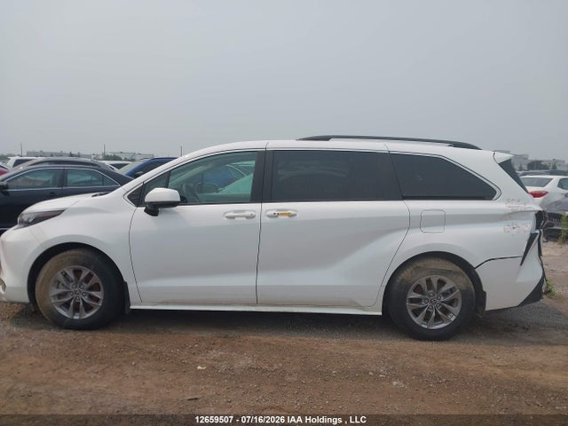 5TDGSKFC5SS179013 Toyota Sienna Le 8-passenger