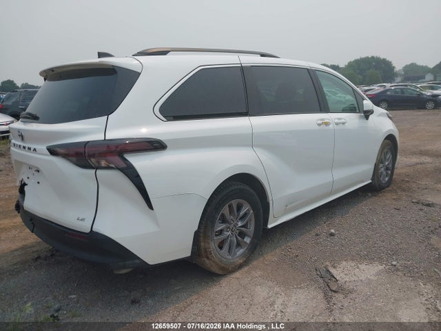5TDGSKFC5SS179013 Toyota Sienna Le 8-passenger