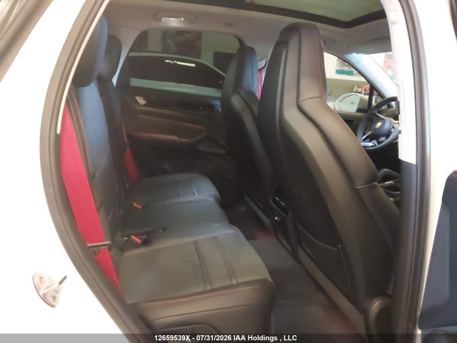 Aukcja sprzedaży 2025 Porsche Cayenne Gts, vin: WP1AG2AY9SDA25344, numer aukcji: 12659539