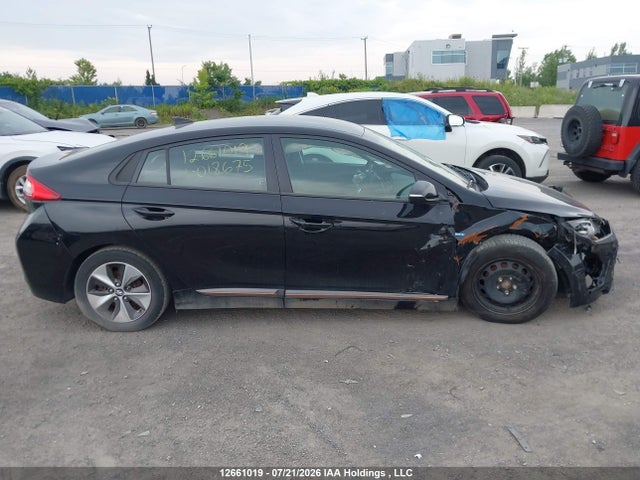 2017 Hyundai Ioniq Limited მანქანა იყიდება აუქციონზე, vin: KMHC85LH5HU018675, აუქციონის ნომერი: 12661019