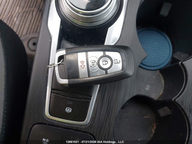 Продажа на аукционе авто 2021 Ford Escape Se, vin: 1FMCU9G68MUA73188, номер лота: 12661021