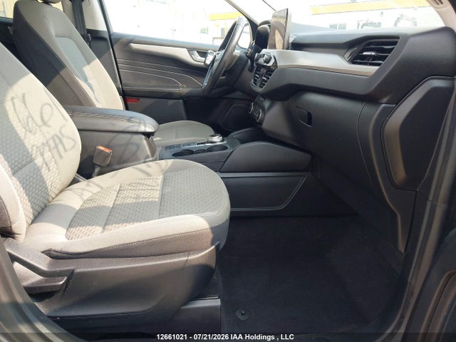 Продажа на аукционе авто 2021 Ford Escape Se, vin: 1FMCU9G68MUA73188, номер лота: 12661021