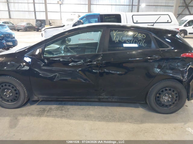 Продаж на аукціоні авто 2017 Hyundai Elantra Gt Gl, vin: KMHD25LH0HU381200, номер лоту: 12661026