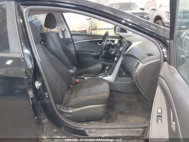 Продаж на аукціоні авто 2017 Hyundai Elantra Gt Gl, vin: KMHD25LH0HU381200, номер лоту: 12661026
