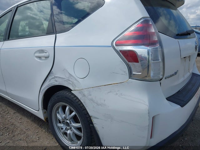 JTDZN3EU7GJ052705 Toyota PRIUS V