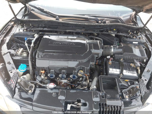 2014 Honda Accord Touring V6 მანქანა იყიდება აუქციონზე, vin: 1HGCR3F91EA800402, აუქციონის ნომერი: 12661082