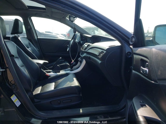 2014 Honda Accord Touring V6 მანქანა იყიდება აუქციონზე, vin: 1HGCR3F91EA800402, აუქციონის ნომერი: 12661082