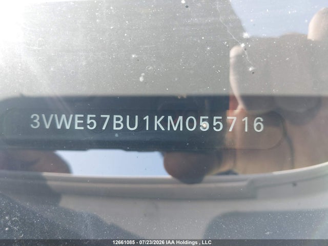 2019 Volkswagen Jetta მანქანა იყიდება აუქციონზე, vin: 3VWE57BU1KM055716, აუქციონის ნომერი: 12661085