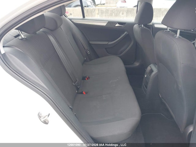 3VWD07AJ5FM419479 Volkswagen JETTA SE