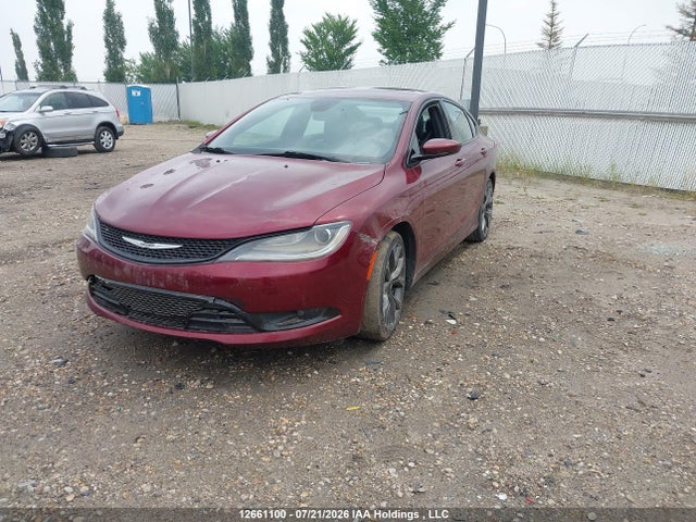 12661100 :رقم المزاد ، 1C3CCCBG6FN642867 vin ، 2015 Chrysler 200 S مزاد بيع