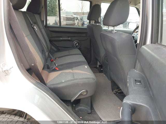 12661125 :رقم المزاد ، 1J4RG4GK7AC158184 vin ، 2010 Jeep Commander Sport مزاد بيع