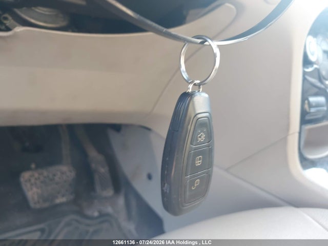 12661136 :رقم المزاد ، 3FADP4FJ7EM167695 vin ، 2014 Ford Fiesta مزاد بيع
