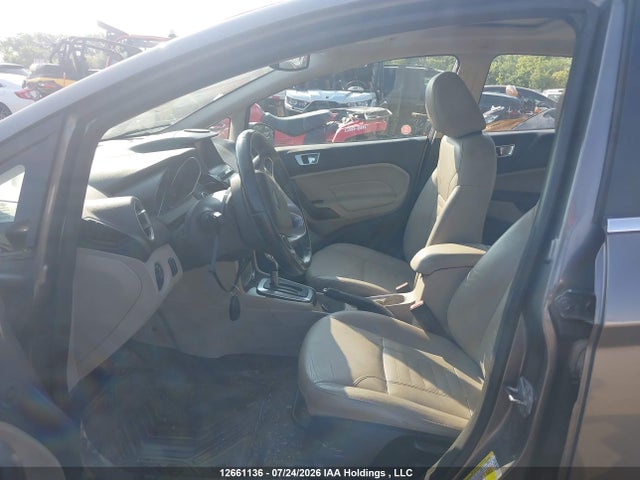 12661136 :رقم المزاد ، 3FADP4FJ7EM167695 vin ، 2014 Ford Fiesta مزاد بيع
