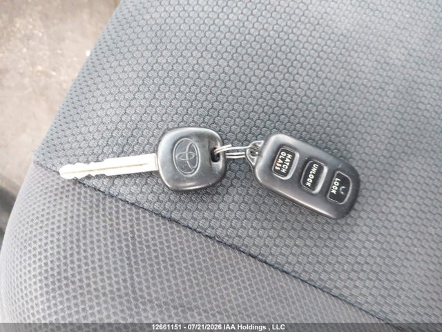 12661151 :رقم المزاد ، 2T1KR32E85C910601 vin ، 2005 Toyota Corolla Matrix Xr مزاد بيع