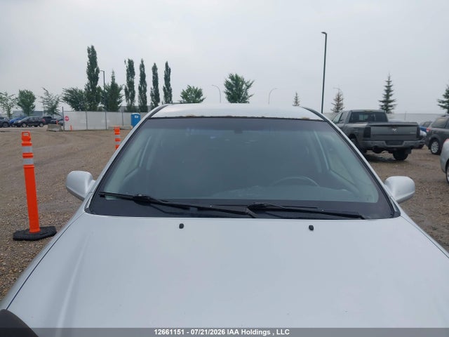 12661151 :رقم المزاد ، 2T1KR32E85C910601 vin ، 2005 Toyota Corolla Matrix Xr مزاد بيع