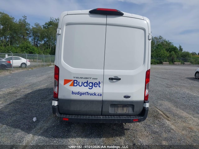Ford Transit T-250 2025 1FTBR1C86SKA88498 Image 17