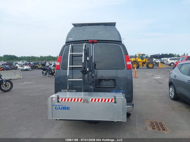 Auction sale of the 2016 Chevrolet Express 2500 1wt, vin: 1GCWGAFF9G1313382, lot number: 12661188