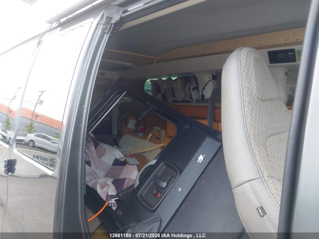 Auction sale of the 2016 Chevrolet Express 2500 1wt, vin: 1GCWGAFF9G1313382, lot number: 12661188