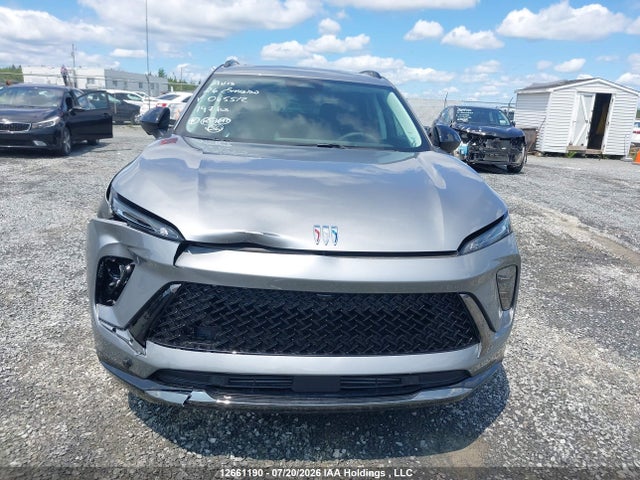 2026 Buick Envision Sport Touring Awd მანქანა იყიდება აუქციონზე, vin: LRBFZPR46TD065512, აუქციონის ნომერი: 12661190