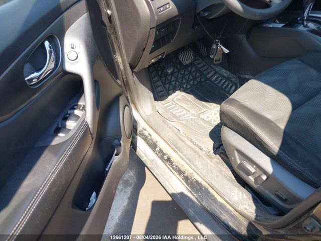 Продажа на аукционе авто 2015 Nissan Rogue S/sv, vin: 5N1AT2MT8FC879679, номер лота: 12661207
