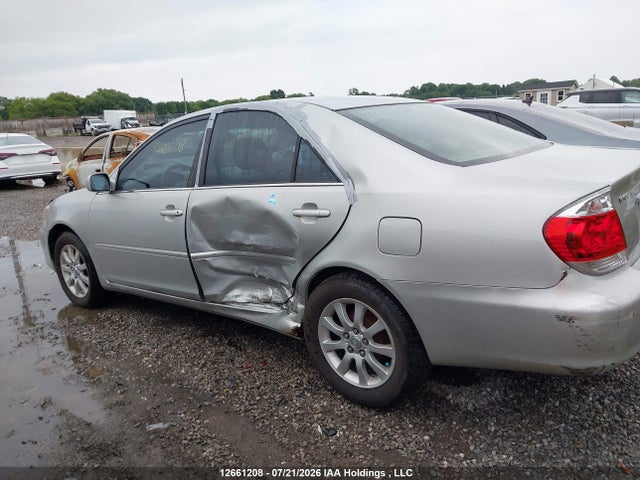 12661208 :رقم المزاد ، 4T1BE32K05U072144 vin ، 2005 Toyota Camry Le/se مزاد بيع