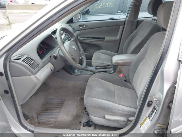 12661208 :رقم المزاد ، 4T1BE32K05U072144 vin ، 2005 Toyota Camry Le/se مزاد بيع