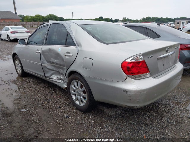 12661208 :رقم المزاد ، 4T1BE32K05U072144 vin ، 2005 Toyota Camry Le/se مزاد بيع