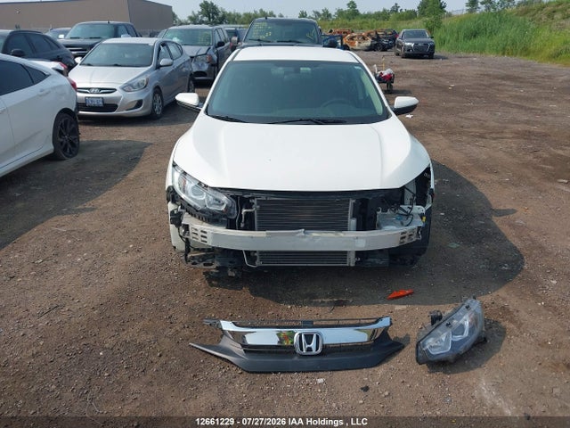 Honda Civic 2016 2HGFC2F51GH031961 Image 13