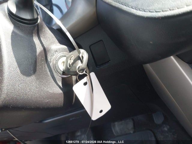 Toyota RAV4 LE 2016 2T3ZFREV8GW301913 Image 11