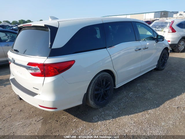 Honda Odyssey Touring 2018 5FNRL6H83JB500524 Image 4