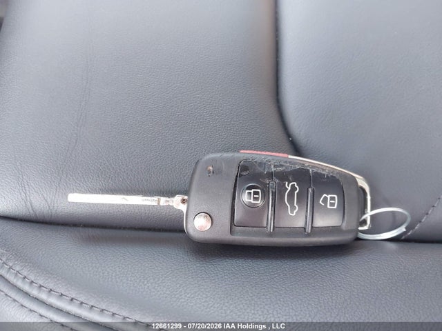 WA1AUCF33S1070708 Audi Q3 Premium 40