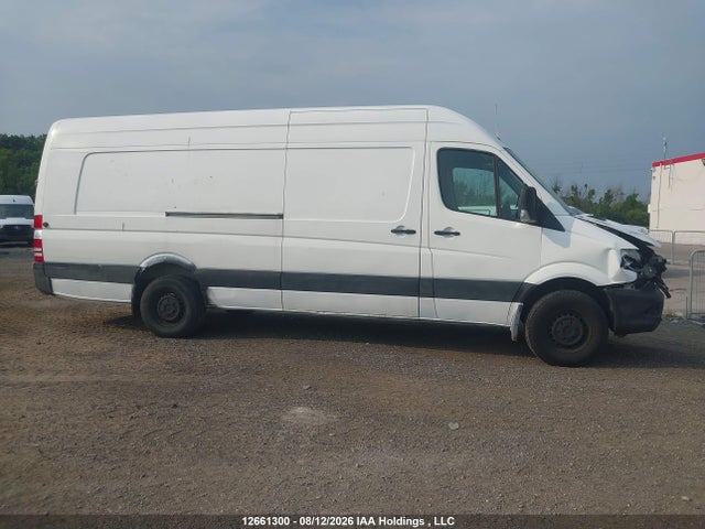 12661300 :رقم المزاد ، WD3BE8DC1FP146799 vin ، 2015 Mercedes-benz Sprinter 2500 High Roof مزاد بيع