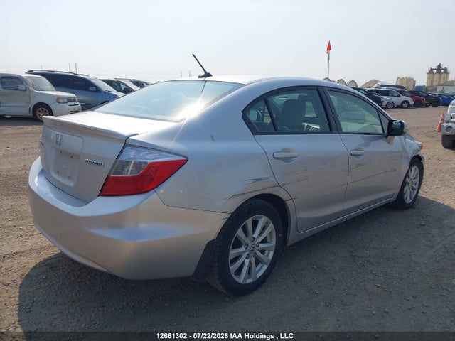 12661302 :رقم المزاد ، JHMFB4F22CS800200 vin ، 2012 Honda Civic Hybrid مزاد بيع