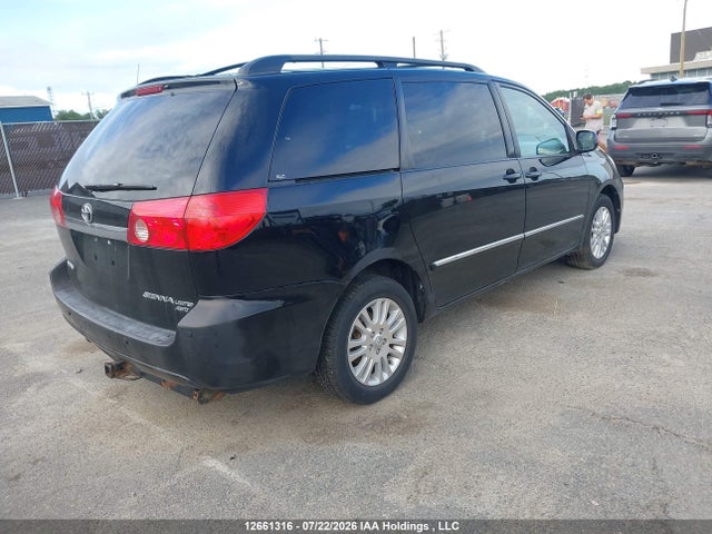 12661316 :رقم المزاد ، 5TDDK4CC9AS031948 vin ، 2010 Toyota Sienna مزاد بيع