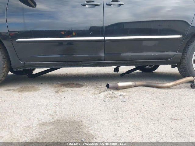 12661316 :رقم المزاد ، 5TDDK4CC9AS031948 vin ، 2010 Toyota Sienna مزاد بيع