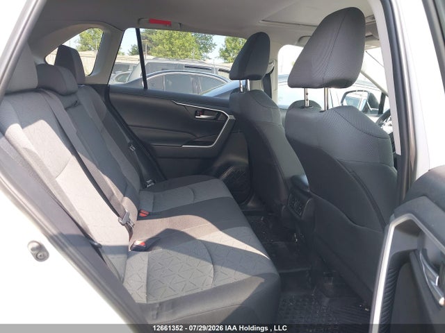Toyota Rav4 Xle 2025 2T3R1RFV4SC567730 Image 8