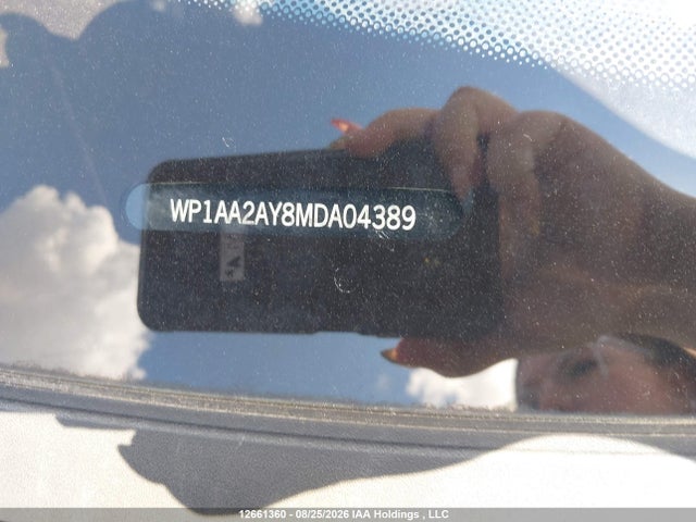 12661360 :رقم المزاد ، WP1AA2AY8MDA04389 vin ، 2021 Porsche Cayenne مزاد بيع