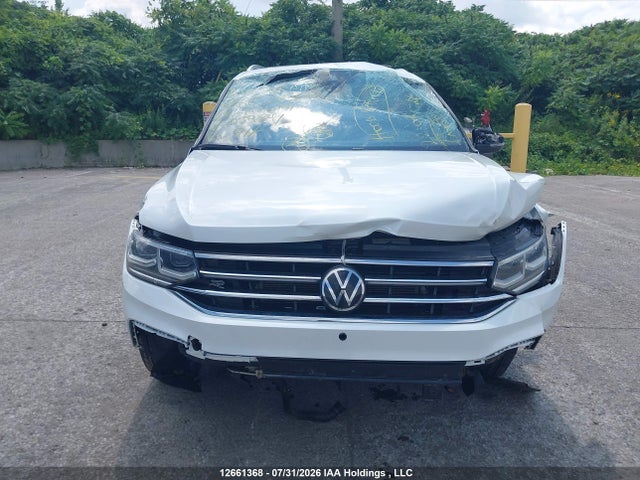 2022 Volkswagen Tiguan Sel R-line მანქანა იყიდება აუქციონზე, vin: 3VV4B7AX3NM099841, აუქციონის ნომერი: 12661368