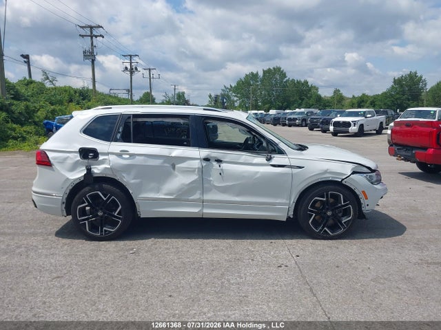 2022 Volkswagen Tiguan Sel R-line მანქანა იყიდება აუქციონზე, vin: 3VV4B7AX3NM099841, აუქციონის ნომერი: 12661368