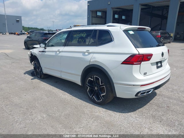 2022 Volkswagen Tiguan Sel R-line მანქანა იყიდება აუქციონზე, vin: 3VV4B7AX3NM099841, აუქციონის ნომერი: 12661368