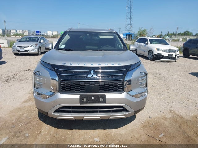 2025 Mitsubishi Outlander Se მანქანა იყიდება აუქციონზე, vin: JA4T5VA98SZ621617, აუქციონის ნომერი: 12661369